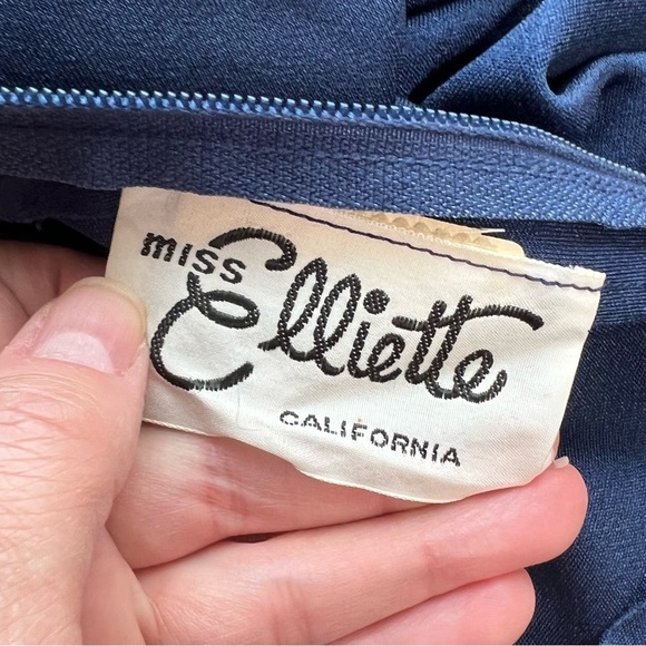 Vintage Retro Miss Elliette Ruffle Midi Dress - Picture 9 of 10